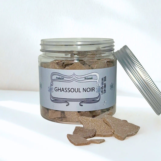 Ghassoul Noir – Schwarze Tonerde aus Marokko