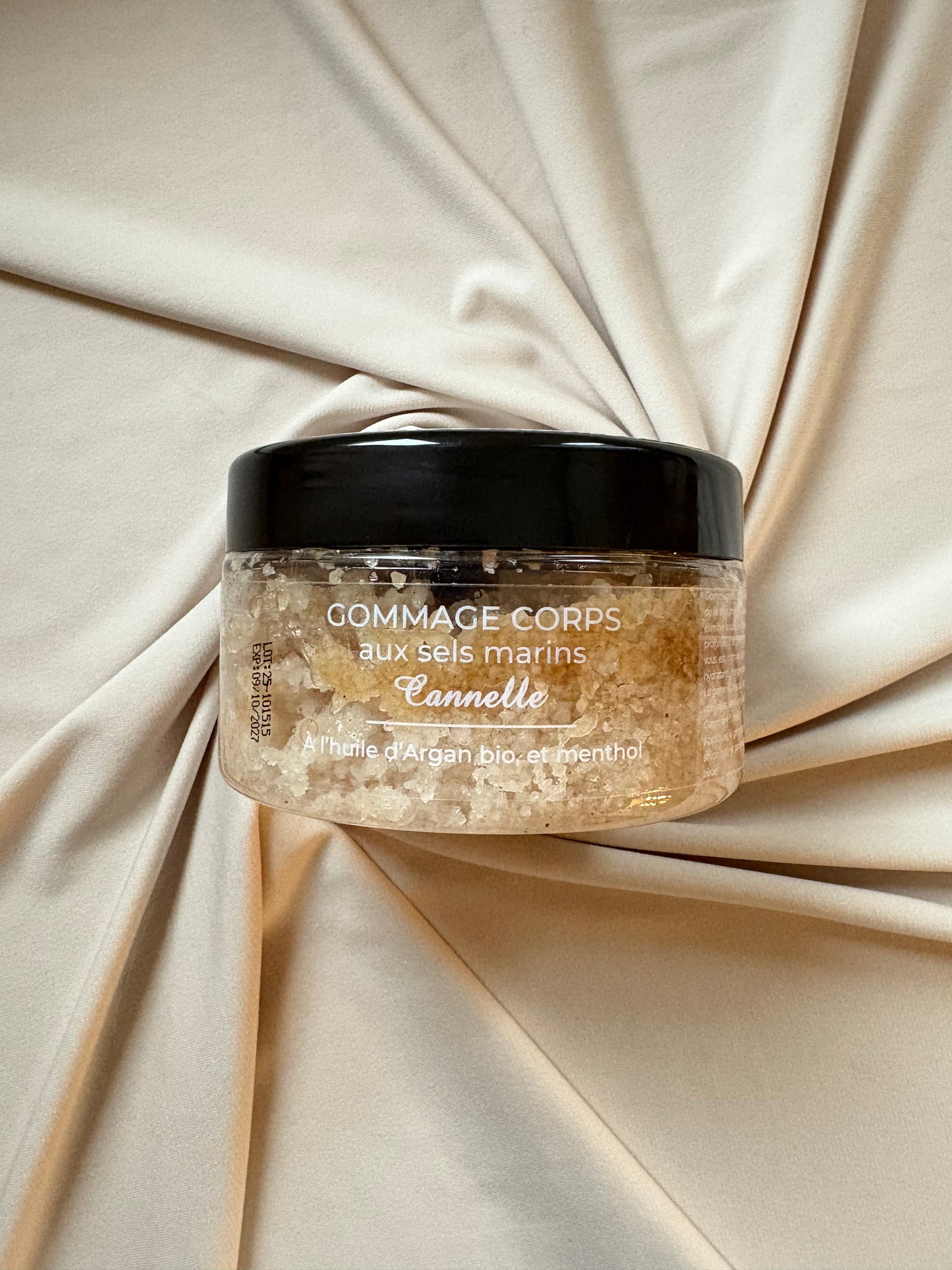 Körperpeeling mit Meeressalz, Arganöl & Zimt